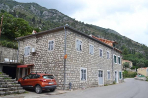 Charming Three Bedroom Waterfront Apartment